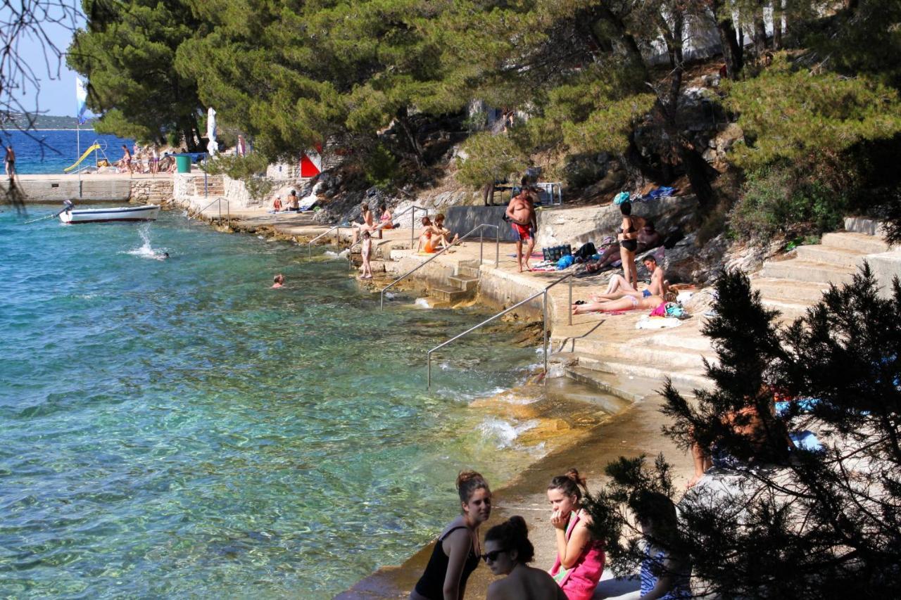 Apartments With A Parking Space Sali, Dugi Otok - 8154 Exterior foto